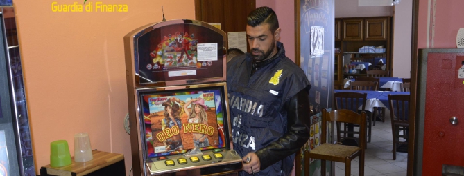 Varese: slot machine fuori orario, multati 17 locali