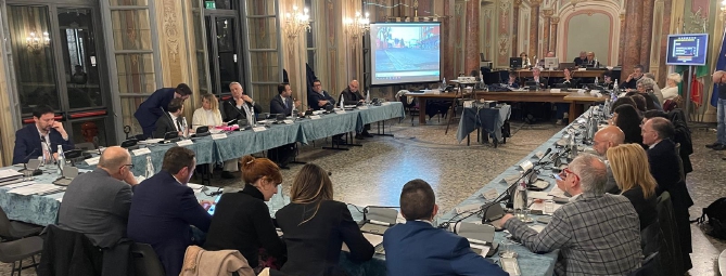 Varese, bagarre in Consiglio comunale sulla sicurezza