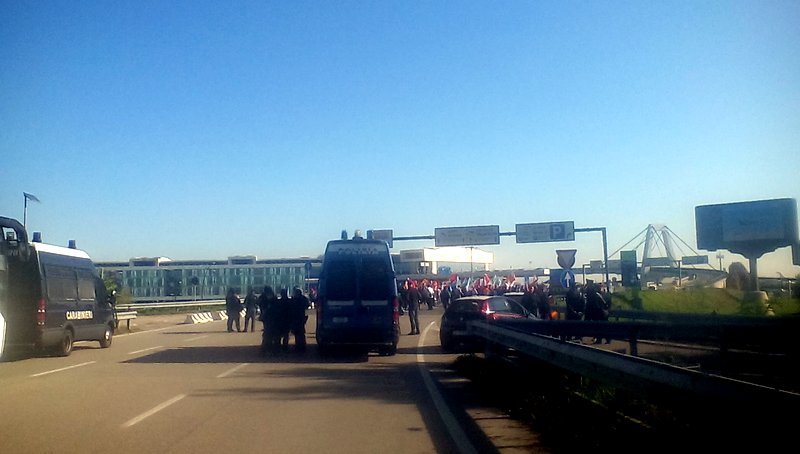 Corteo dei lavoratori di Malpensa 2