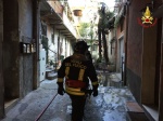 Incendio palazzina 030216 Luino Vigili del fuoco 
