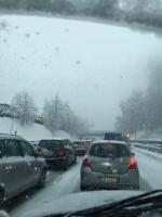 Neve Varese e provincia, strade paralizzate, stop Autolaghi e treni