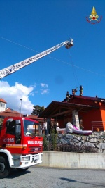 Incendio tetto villetta Cocquio