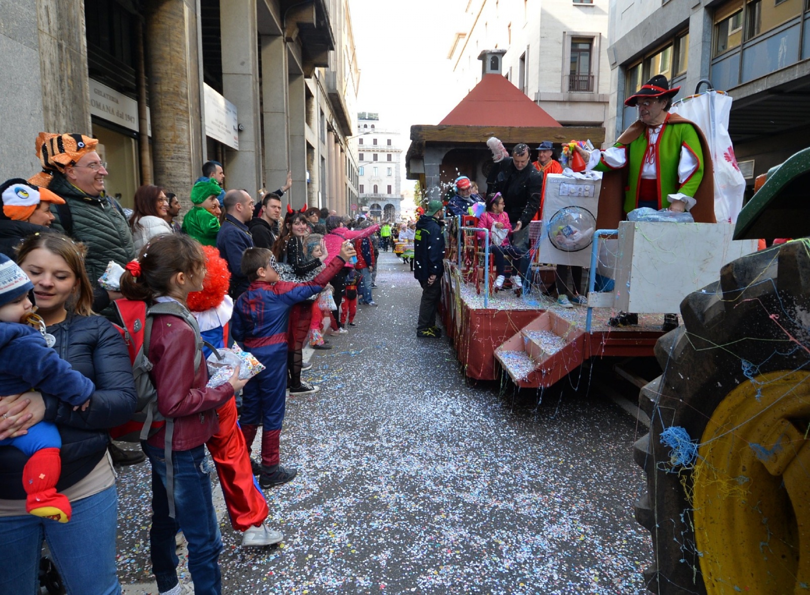 VARESE CARNEVALE BOSINO 2017 PER LE VIE DEL CENTRO CITTA'