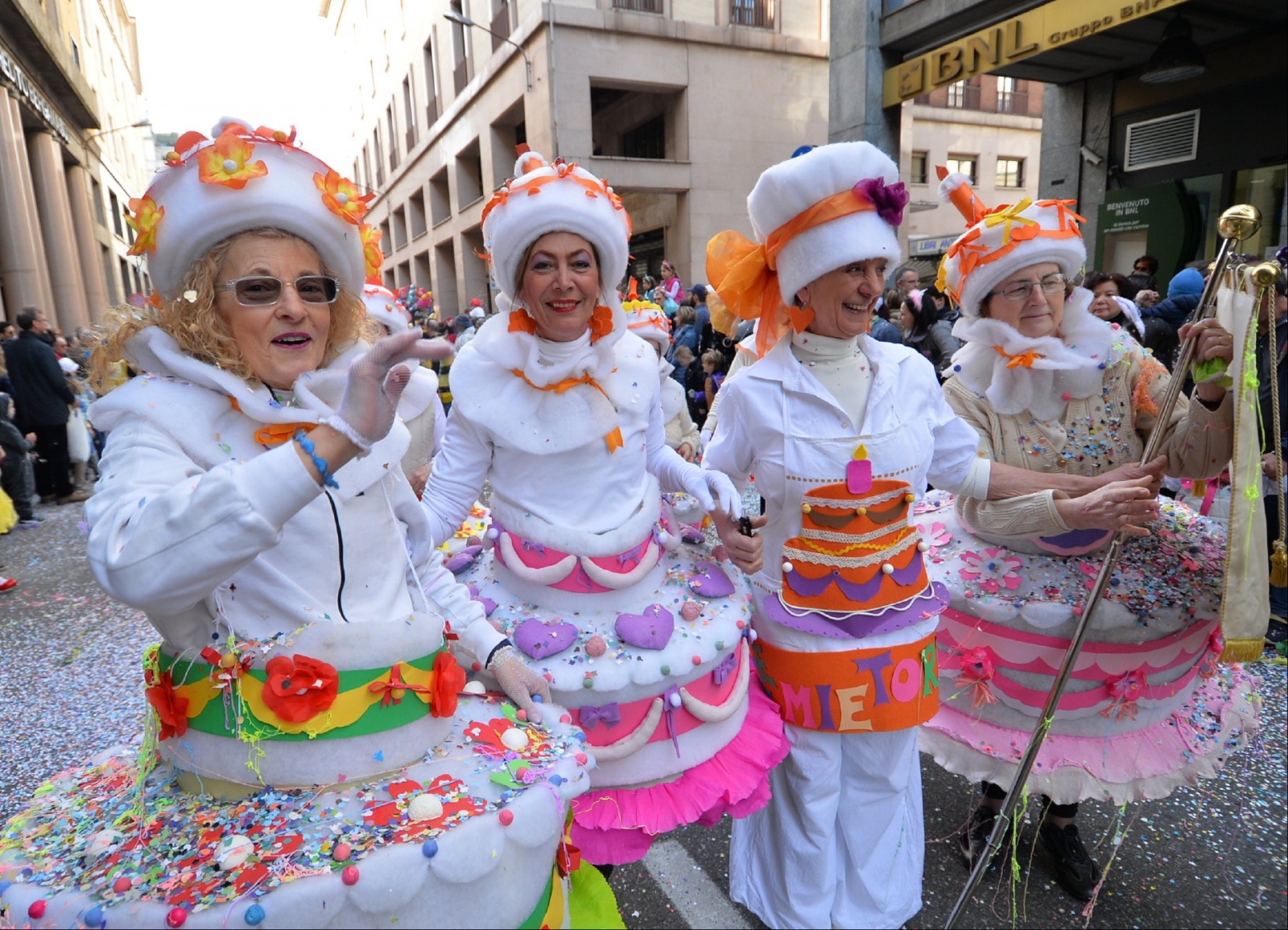 VARESE CARNEVALE BOSINO 2017 PER LE VIE DEL CENTRO CITTA'