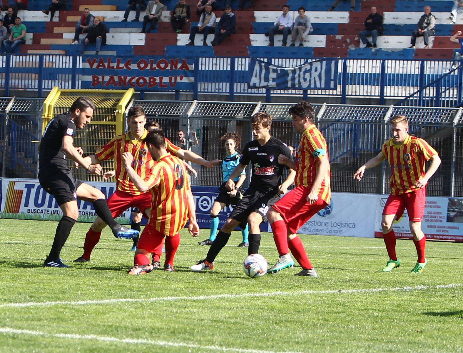 Busto Arsizio 29/03/2017#br/#Campionato Serie D Gir B#br/#Aurora Pro Patria - Grumellese#br/#Nella foto:  BORTOLUZ GOAL  2 