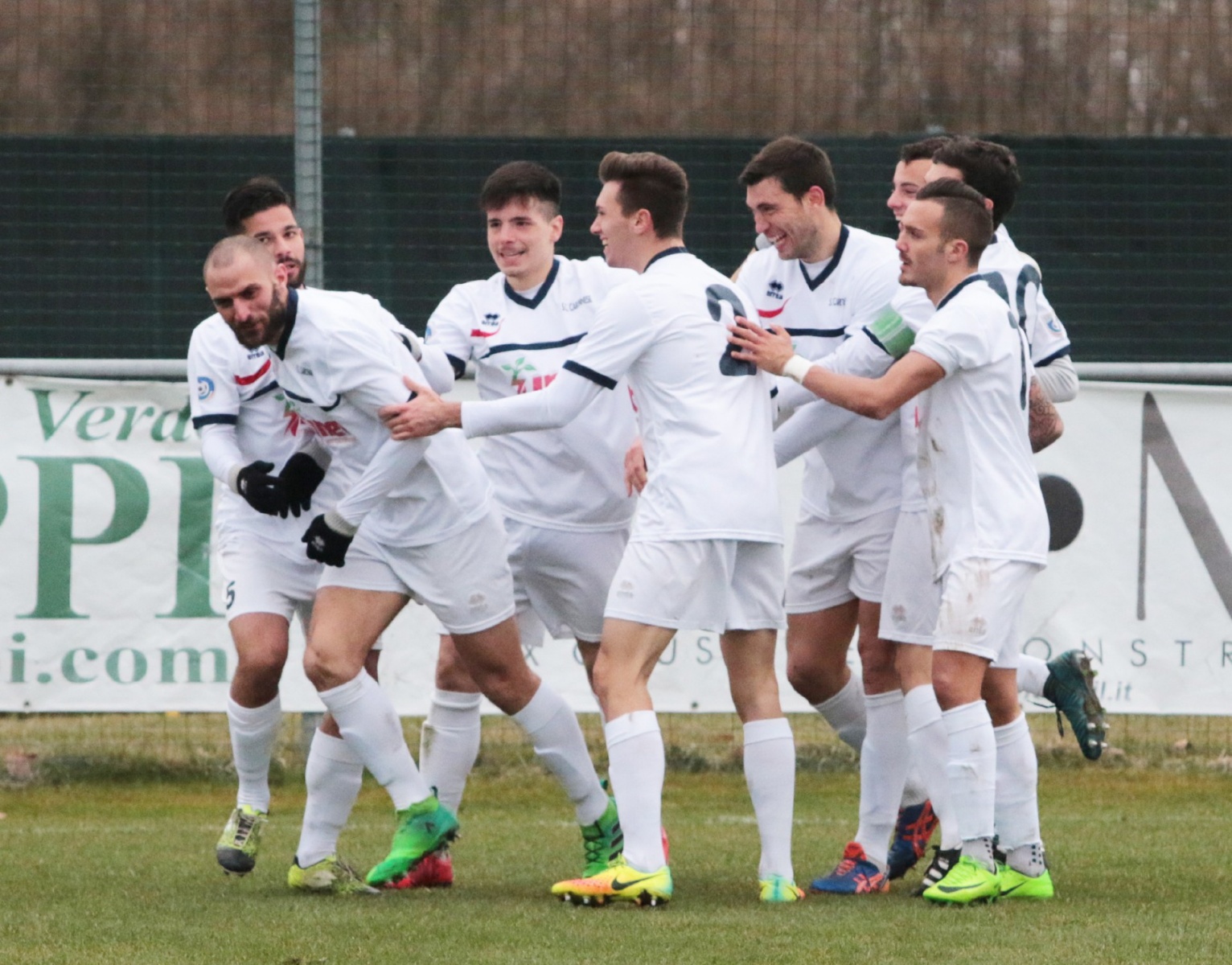 CARONNO PERTUSELLA CARONNESE CALCIO VARESE NELLA FOTO ESULTANZA PUCCIO