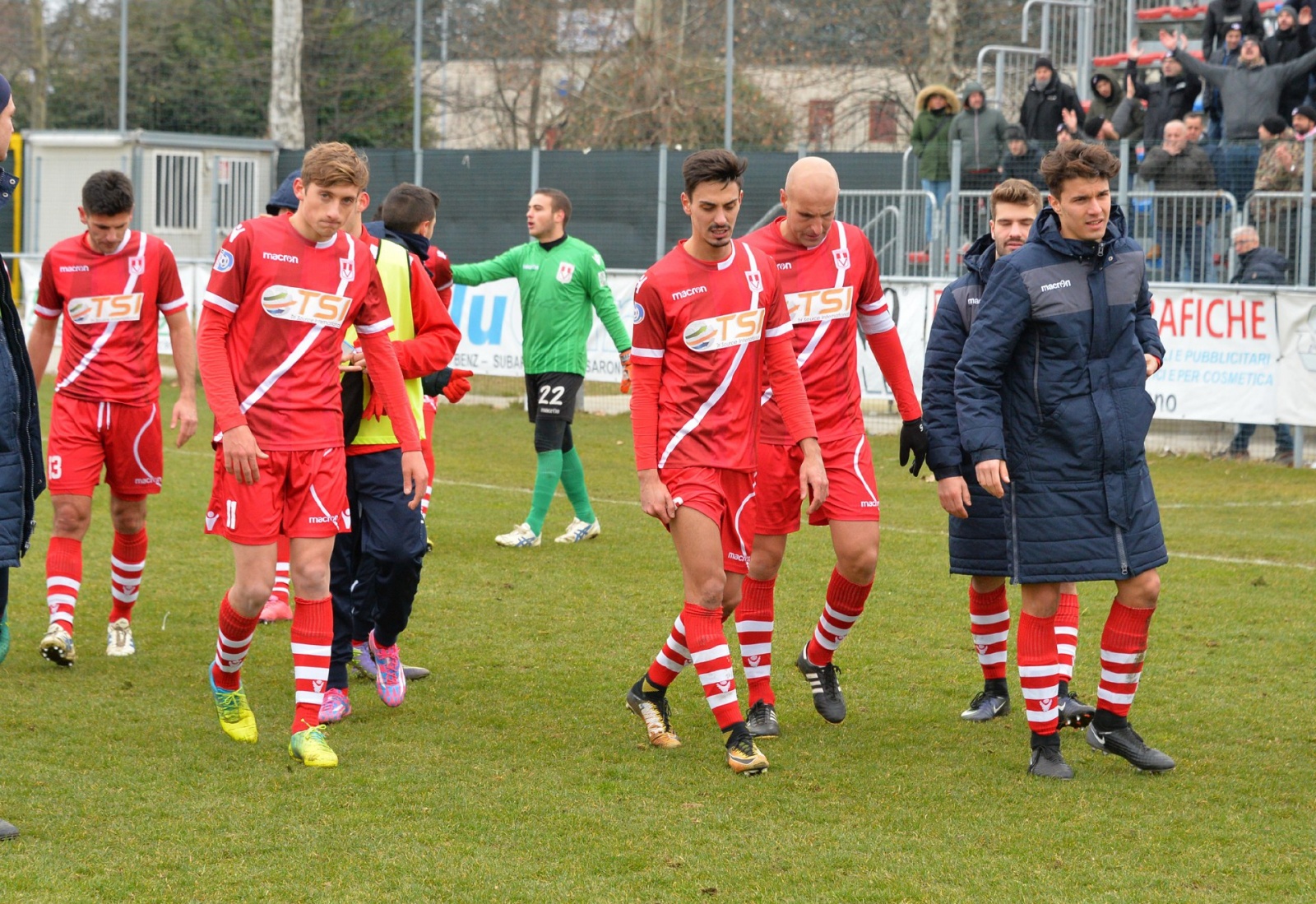 CARONNO PERTUSELLA CARONNESE CALCIO VARESE NELLA FOTO DELUSIONE VARESE