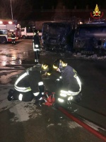 Veicoli in fiamme e sospetti di dolo 12