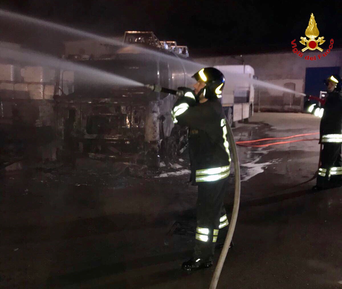 Veicoli in fiamme e sospetti di dolo 15