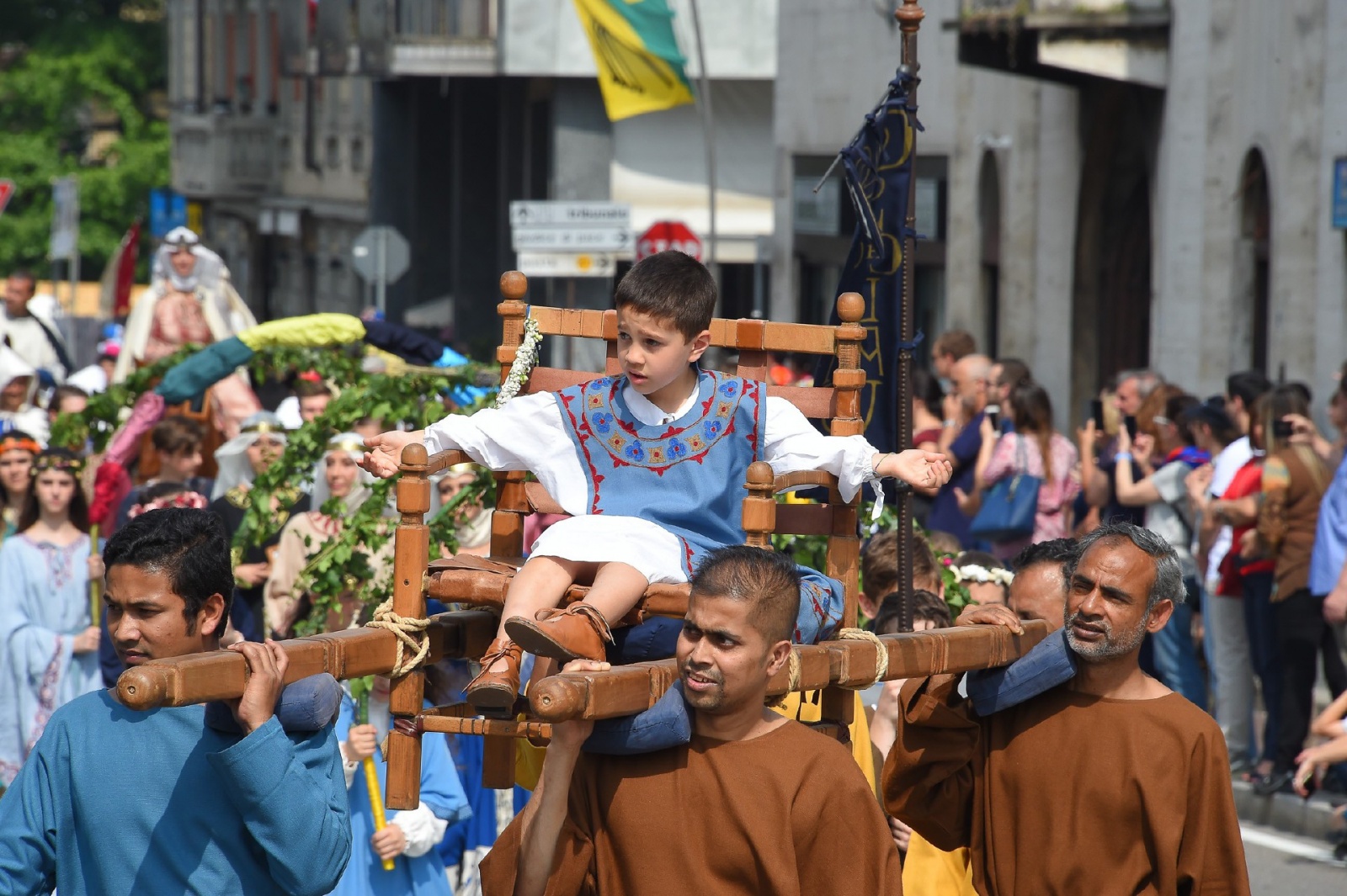 Sfilata contrada San Martino