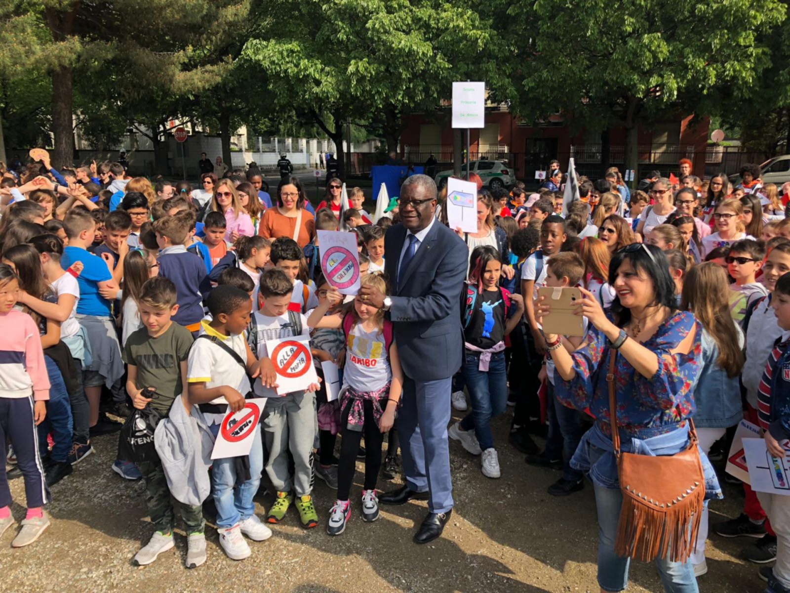 Marcia legalità Busto Arsizio con Nobel Pace Denis Mukwege