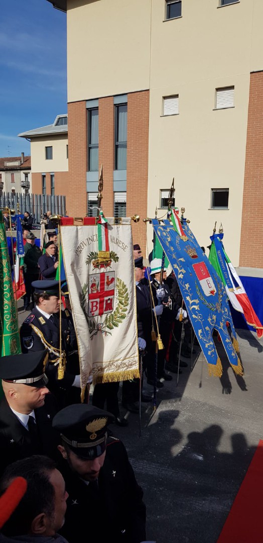 Busto Arsizio caserma carabinieri