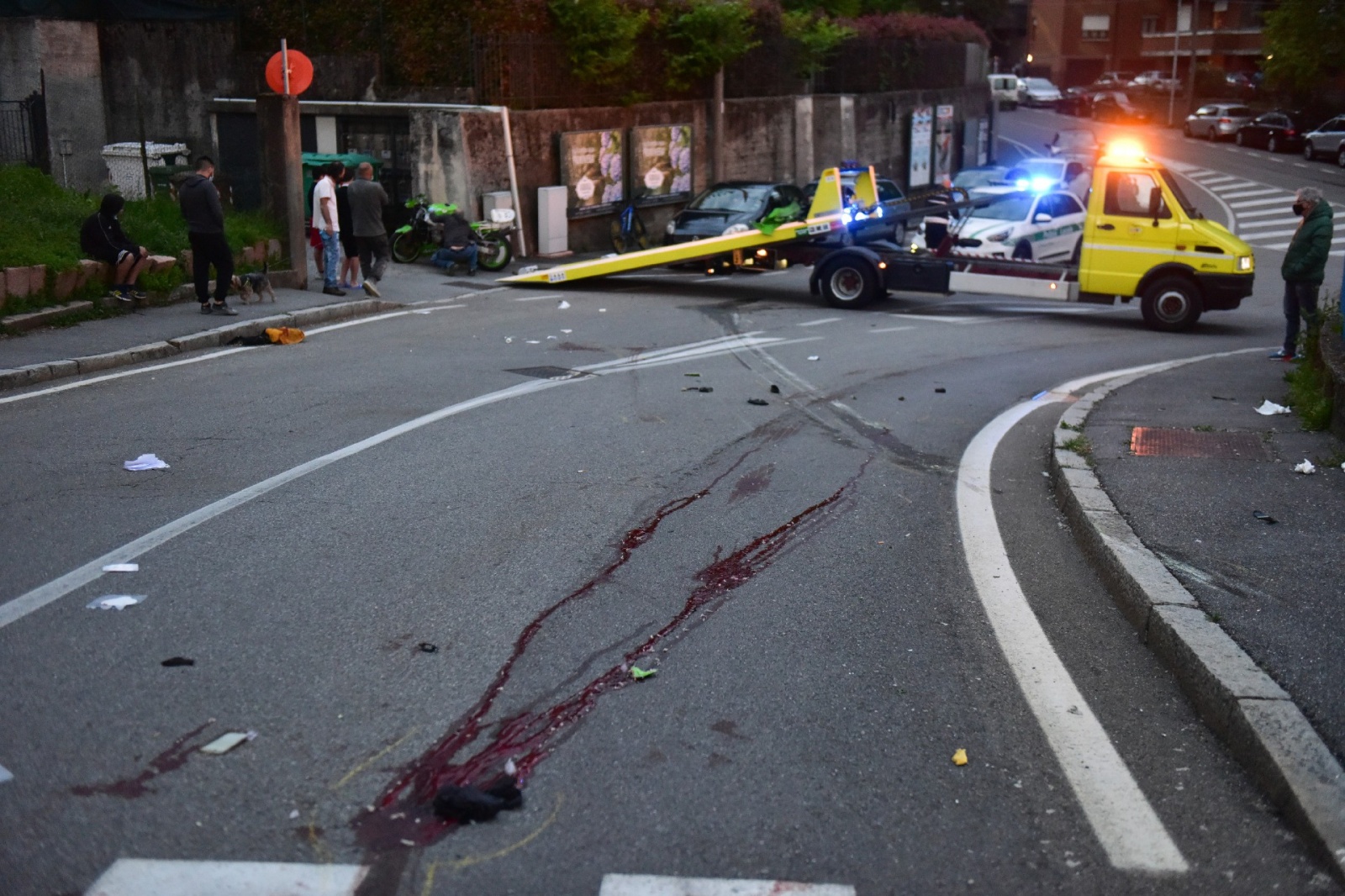 Il luogo del tragico incidente in via Rovereto