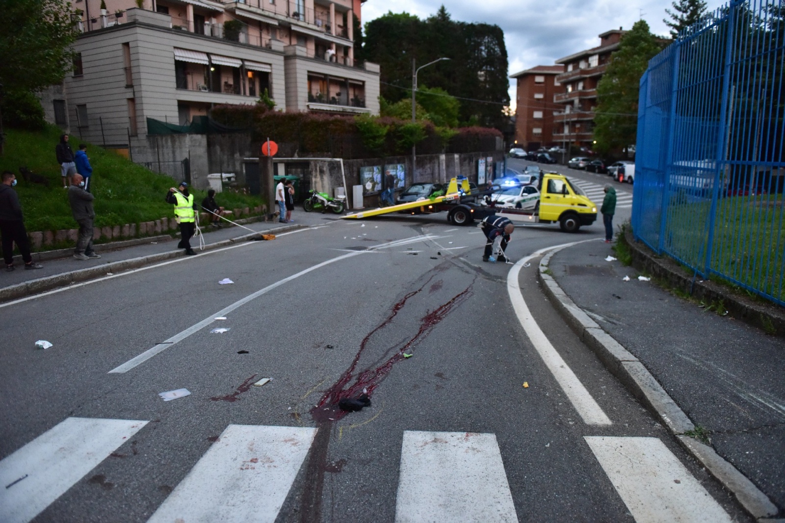 Il luogo del tragico incidente in via Rovereto