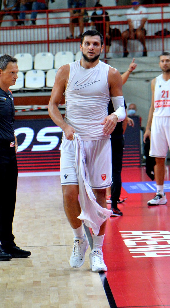 VARESE BASKET SUPERCOPPA 2021 OPENJOBMETIS VARESE - DINAMO SASSARI NELLA FOTO GENTILE ESPULSO