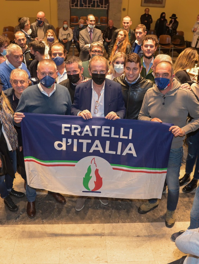 busto arsizio emanuele antonelli confermato sindaco