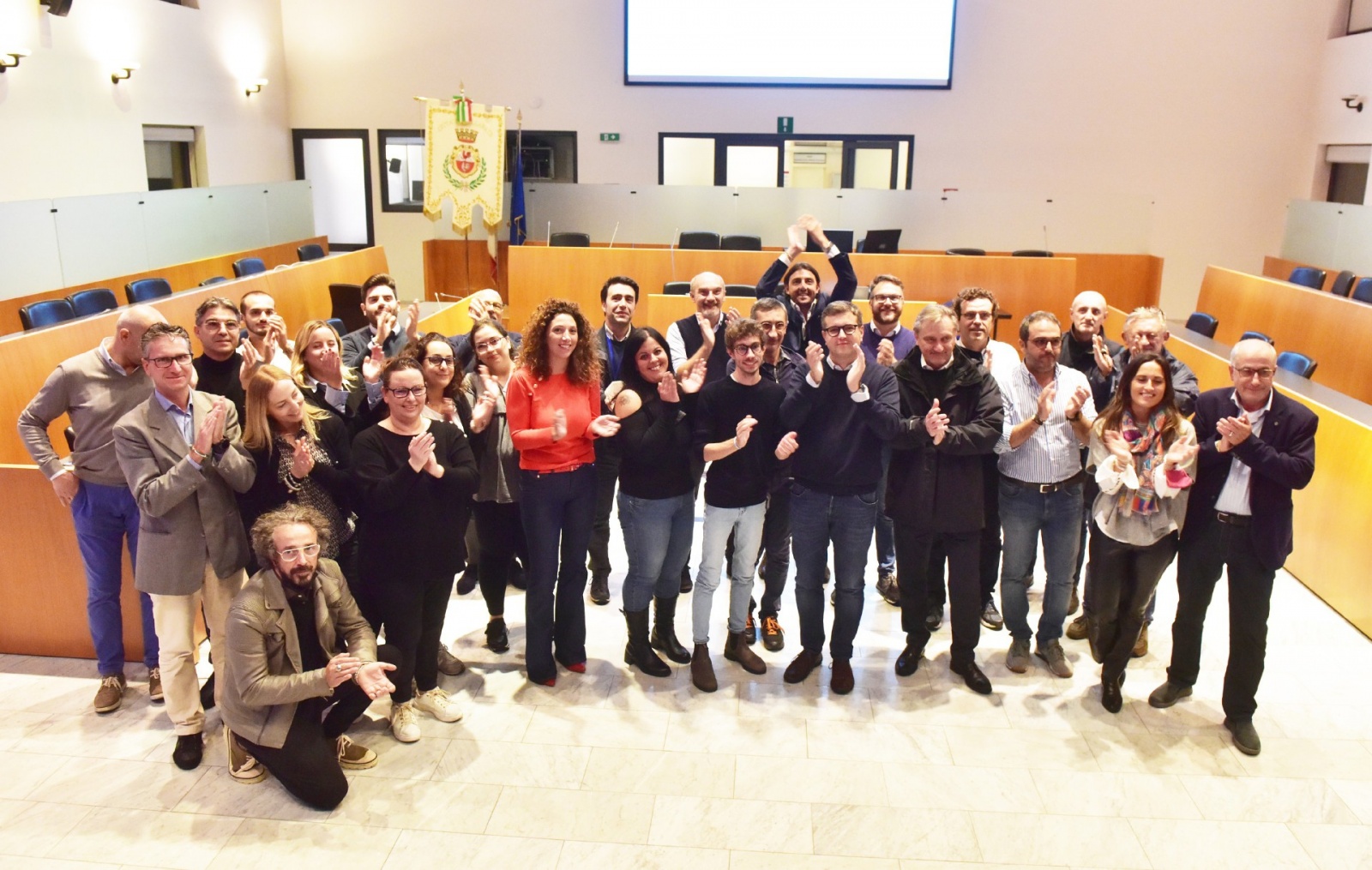 GALLARATE ELEZIONI COMUNALI 2021 NELLA FOTO DAVIDE CASSANI IN TRIONFO