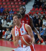 VARESE BASKET OPENJOBMETIS VARESE-OLIMPIA MILANO NELLA FOTO DE NICOLAO
