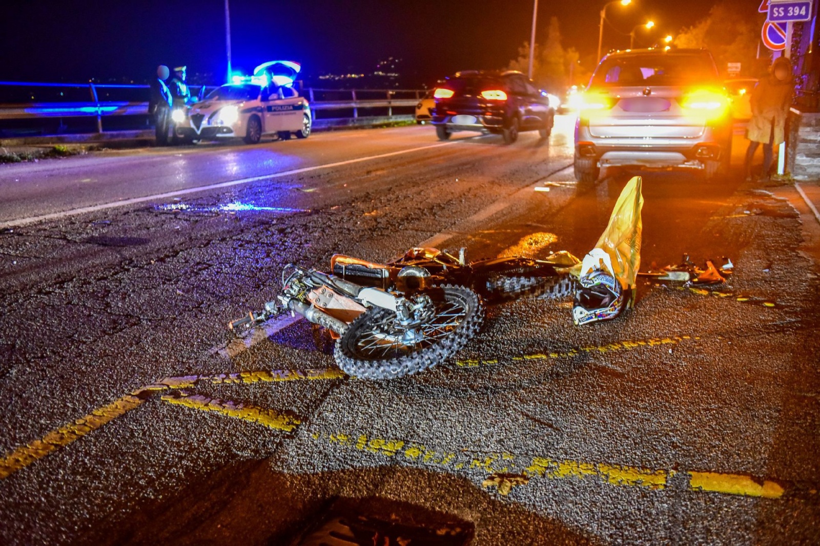 COMERIO INCIDENTE MORTALE AUTO MOTO IN VIA BORGHI ALTEZZA RISTORANTE ALBERGO BEL SIT
