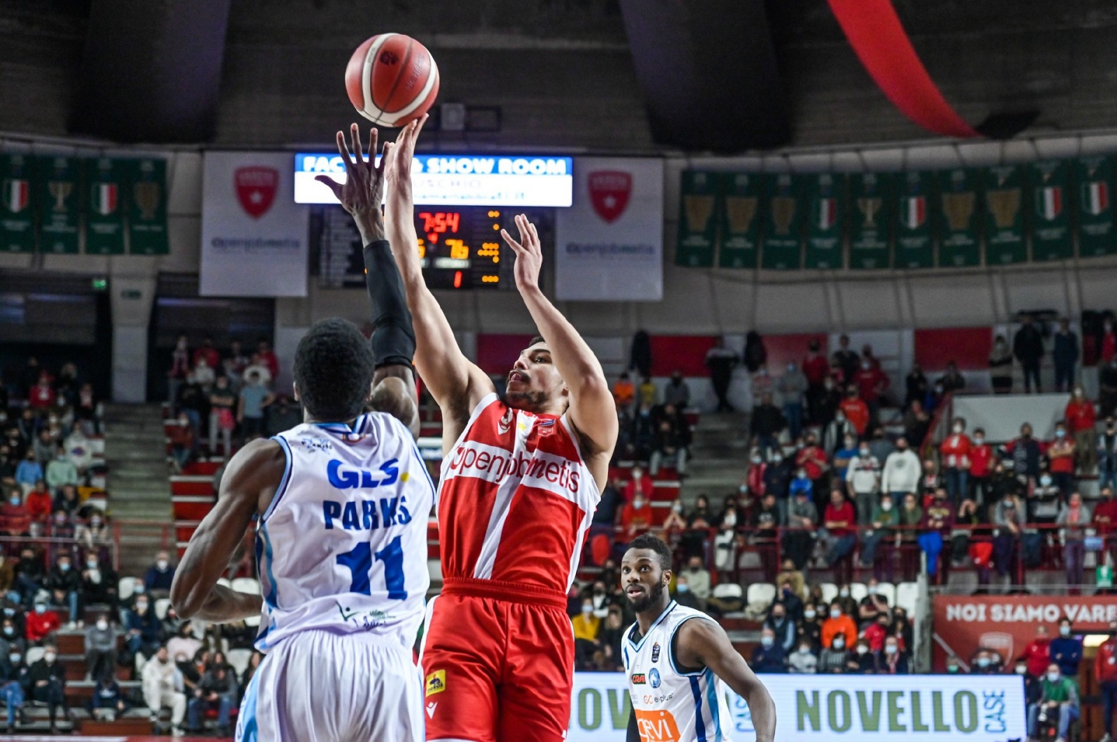 VARESE BASKET SERIE A OPENJOBMETIS PALLACANESTRO VARESE VS. GEVI NAPOLI BASKET NELLA FOTO TREY KELL