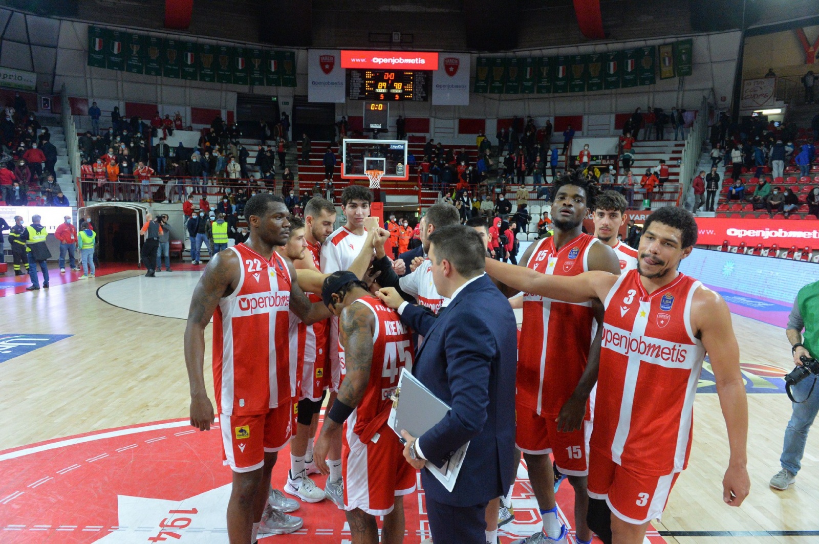 VARESE BASKET SERIA A OPENJOBMETIS VARESE-GEVI NAPOLI NELLA FOTO FINALE