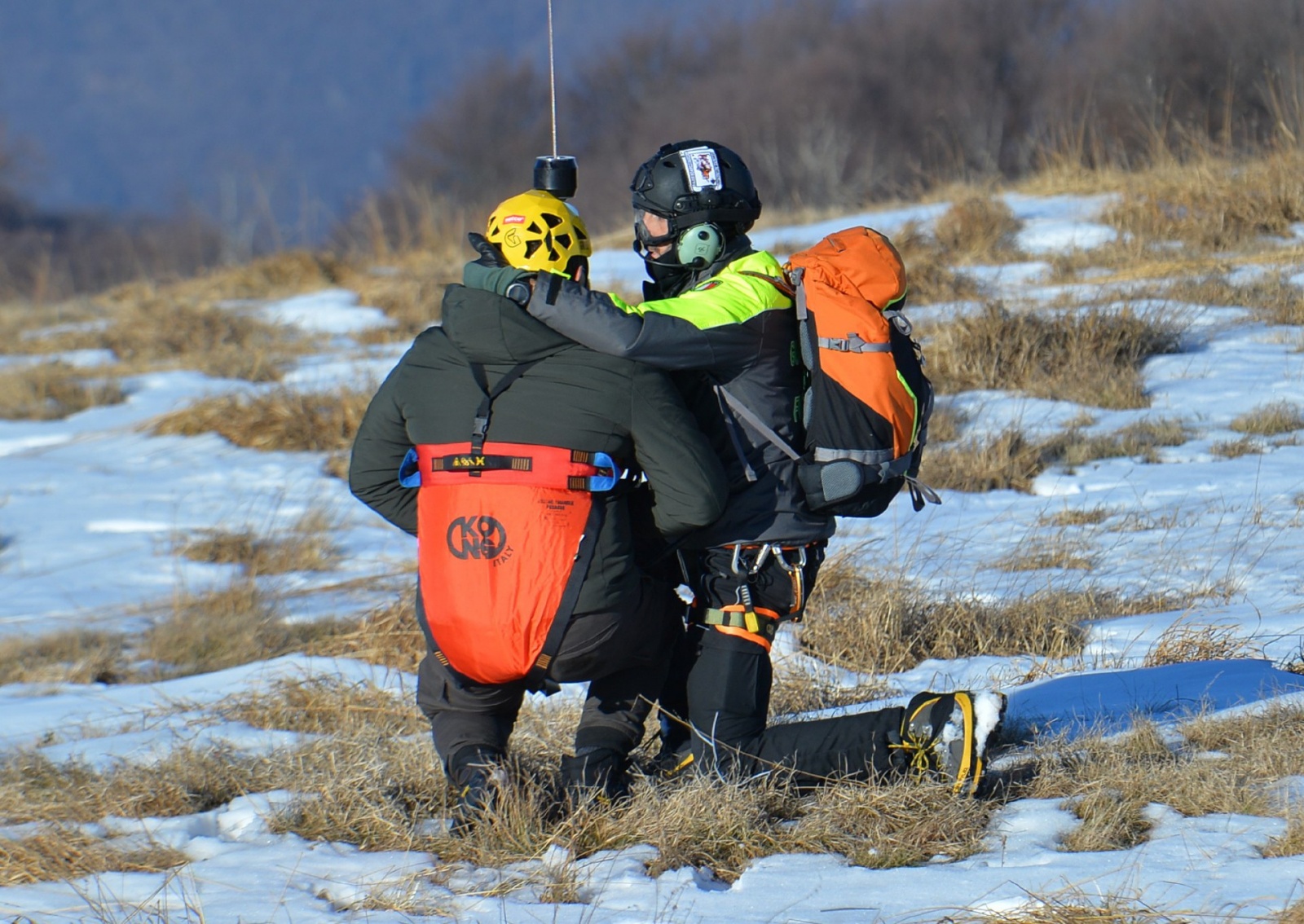 VENEGONO SUPERIORE SEZIONE AEREA GUARDIA DI FINANZA PER SOCCORSO PERSONA CON ELICOTTERO IN FORCORA