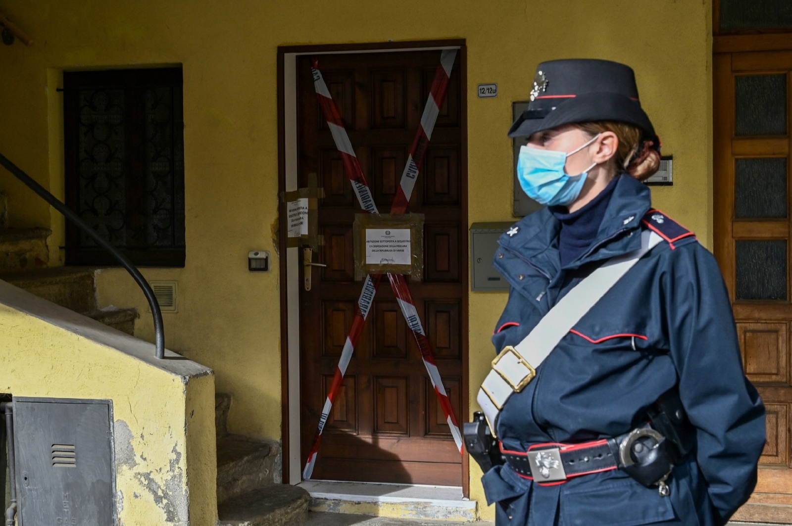 MORAZZONE PADRE UCCIDE IL FIGLIO DI 7 ANNI E LO NASCONDE NELL’ARMADIO DI CASA IN VIA CUFFIA 17 - TENTA DI UCCIDERE ANCHE LA MOGLIE