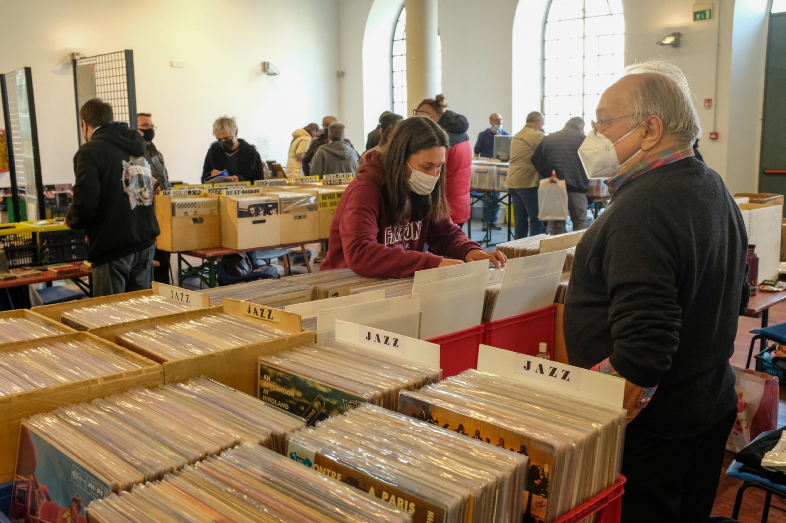 busto arsizio fiera del disco al museo del tessile