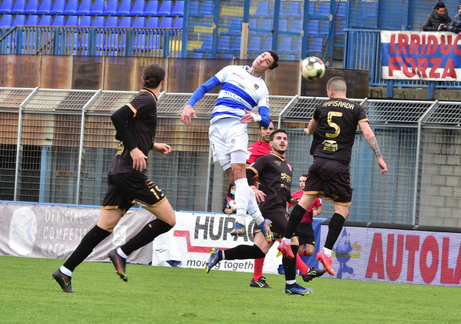 BUSTO ARSIZIO PRO PATRIA TRIESTINA CALCIO NELLA FOTO PARKER