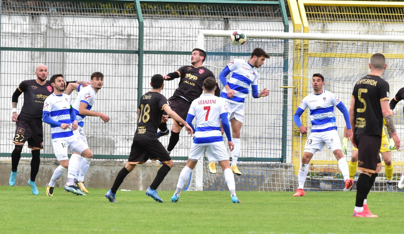 BUSTO ARSIZIO PRO PATRIA TRIESTINA CALCIO NELLA FOTO