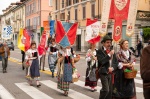 VARESE FESTA SAN VITTORE FAMIGLIA BOSINA CORTE VERSO LA BASILICA