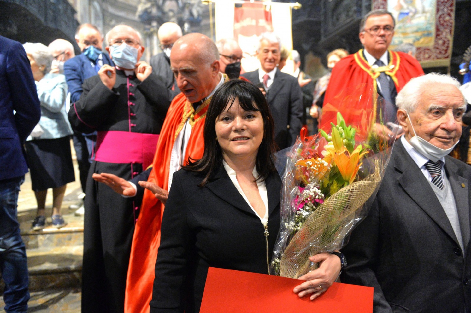 VARESE MESSA IN BASILICA PER PATRONALE SAN VITTORE 2022 E MAMMA DELL’ ANNO FEDERICA VECCHI