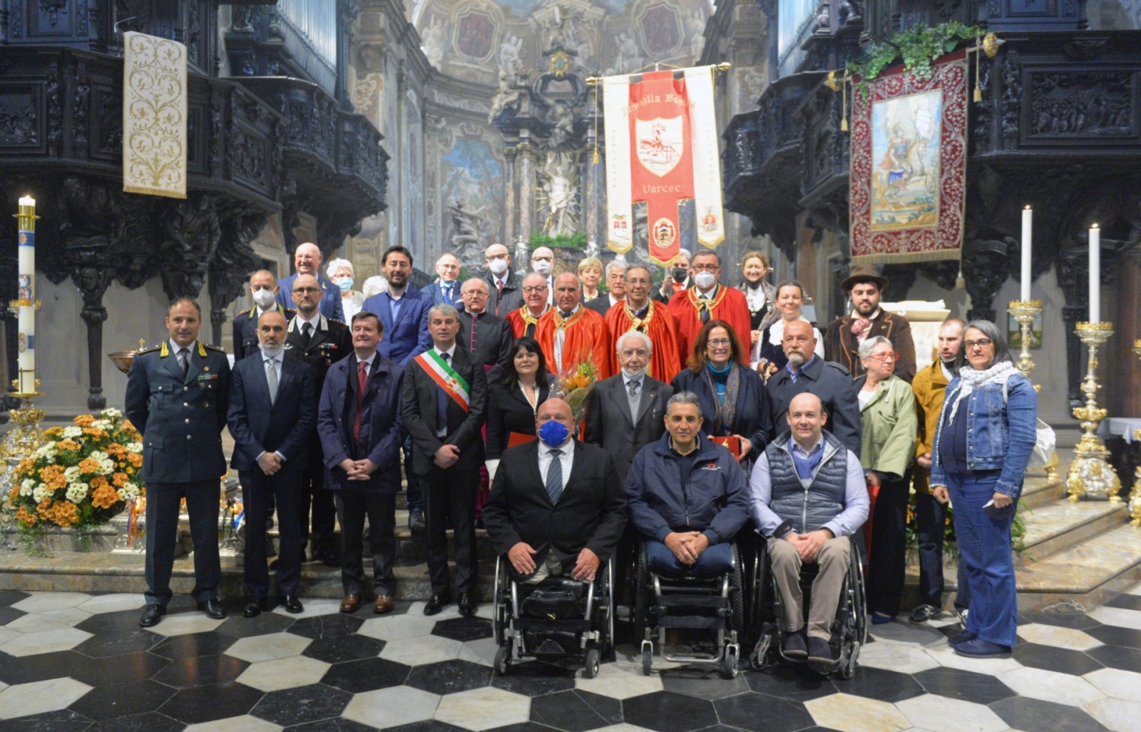 VARESE MESSA IN BASILICA PER PATRONALE SAN VITTORE 2022 E MAMMA DELL’ ANNO FEDERICA VECCHI