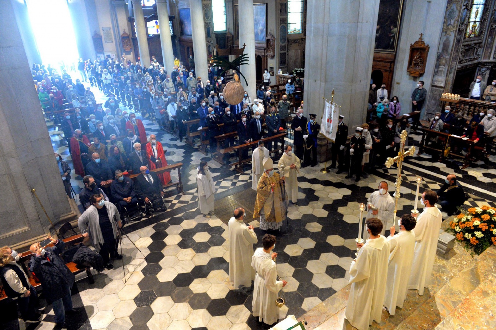 VARESE MESSA IN BASILICA PER PATRONALE SAN VITTORE 2022 E MAMMA DELL’ ANNO FEDERICA VECCHI