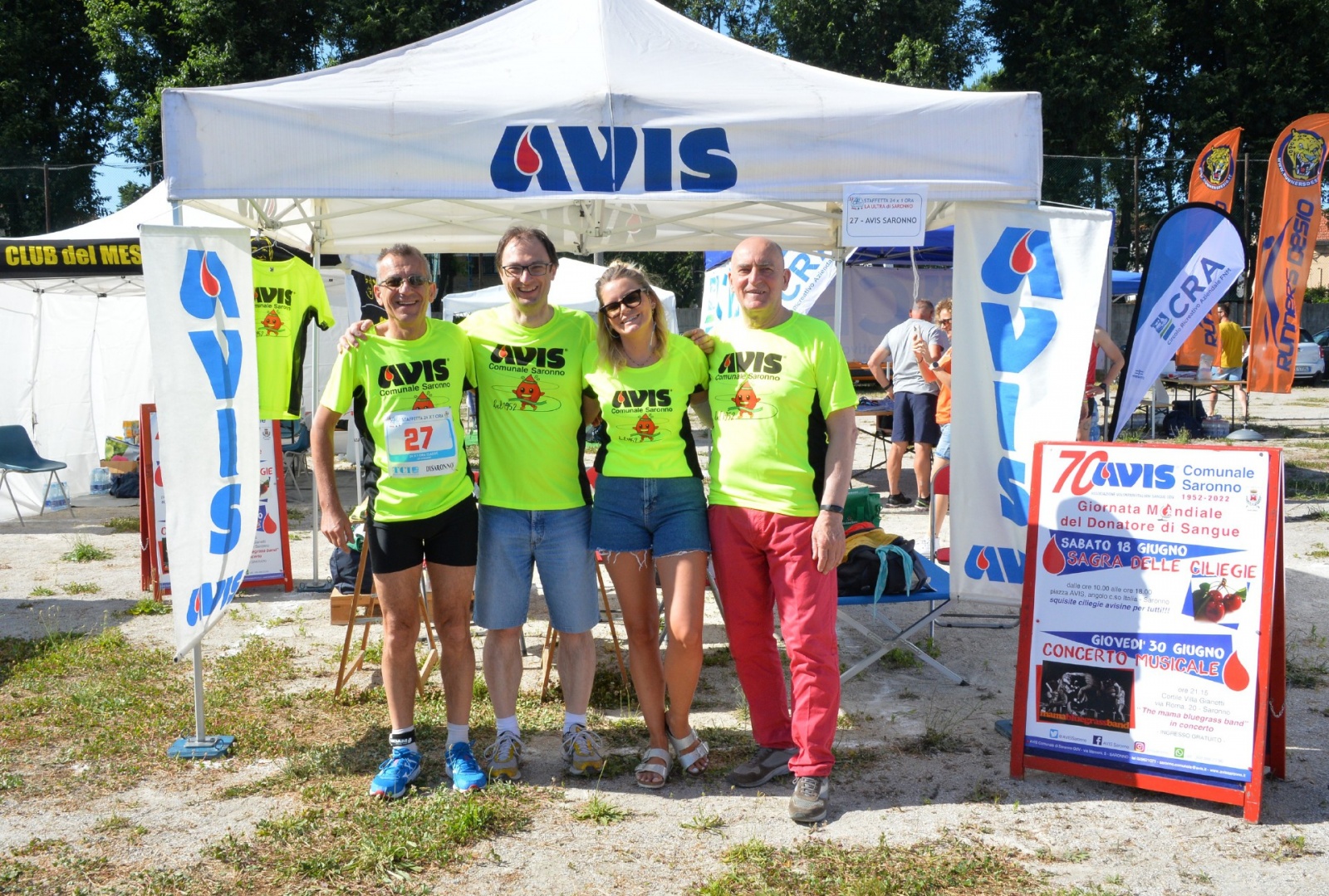 SARONNO PARTENZA GARA PODISTICA 24X1 ORA STADIO SARONNO