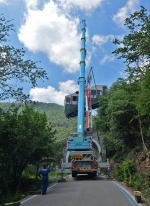 SACRO MONTE SMONTAGGIO CABINE FUNICOLARE PER REVISIONE GENERALE NELLA FOTO SECONDA CABINA
