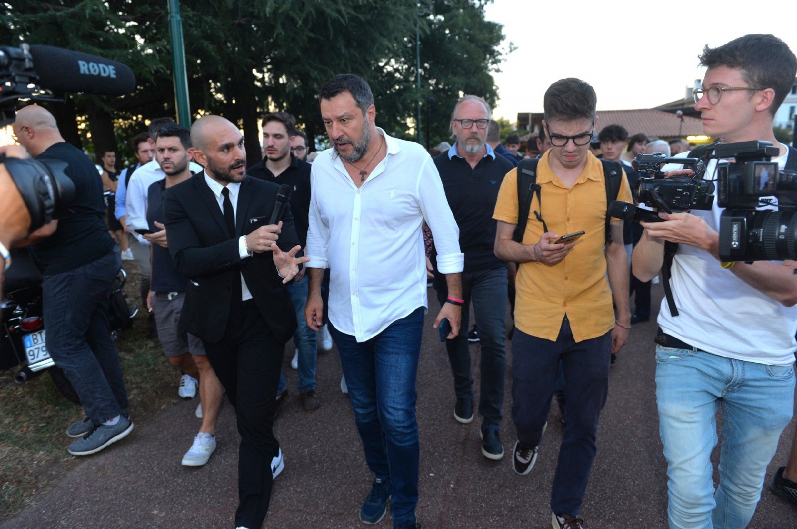 CARONNO VARESINO MATTEO SALVINI INCONTRA I SINDACI LEGHISTI ALLA FESTA DELLA LEGA