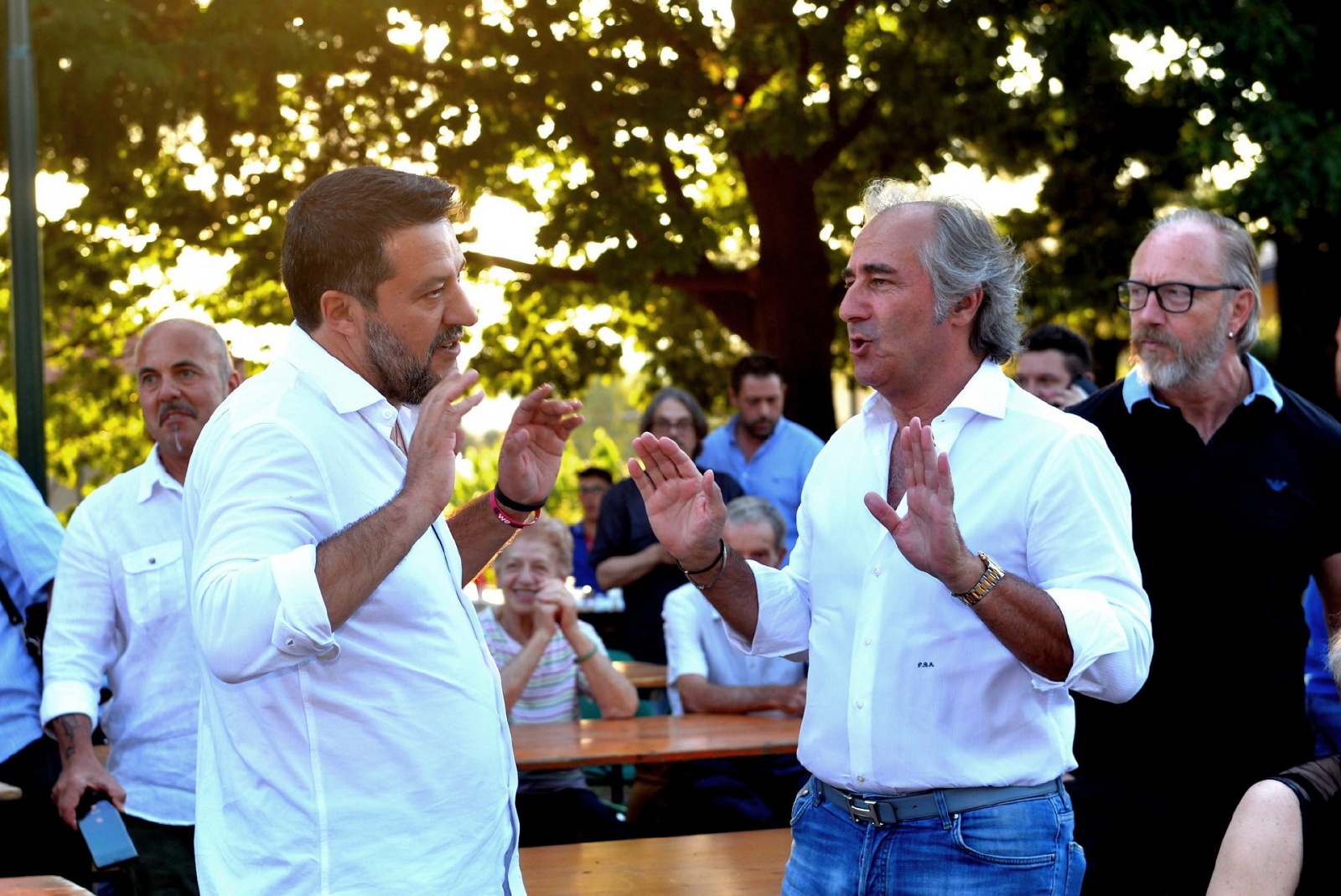 CARONNO VARESINO MATTEO SALVINI INCONTRA I SINDACI LEGHISTI ALLA FESTA DELLA LEGA