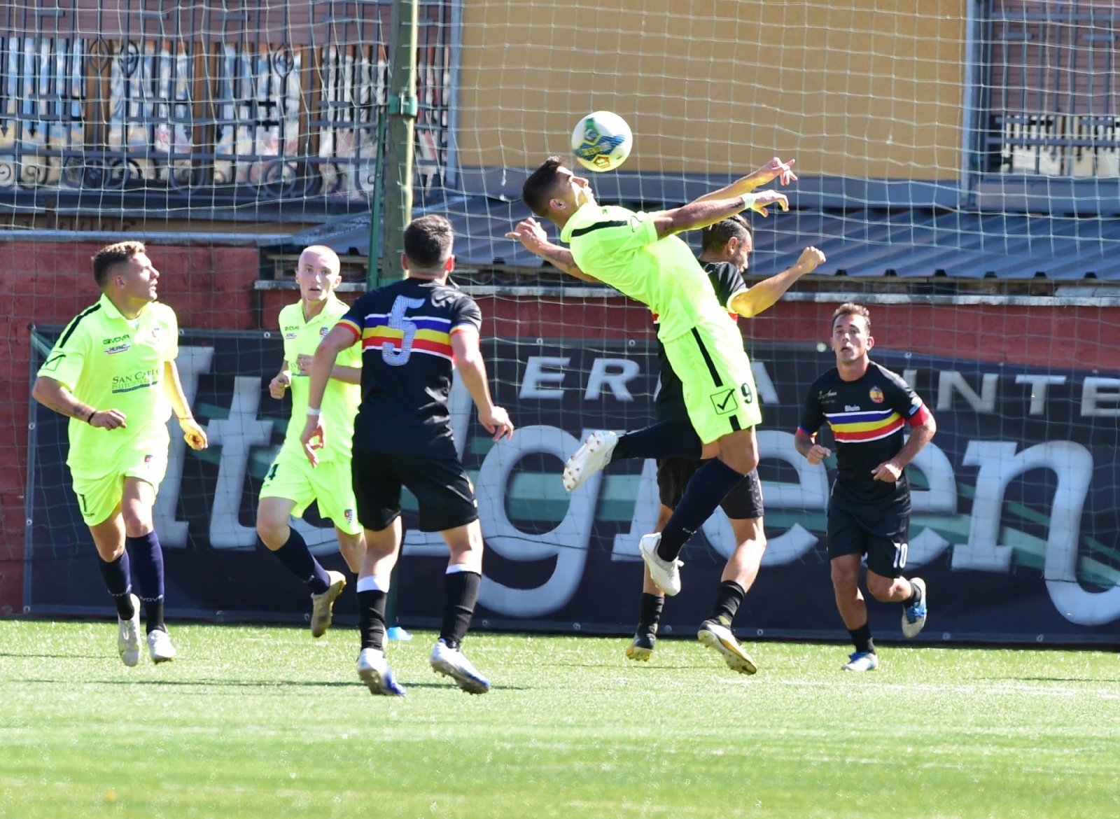 BORGOSESIA PRO PATRIA VERBANIA CALCIO NELLA FOTO PARKER