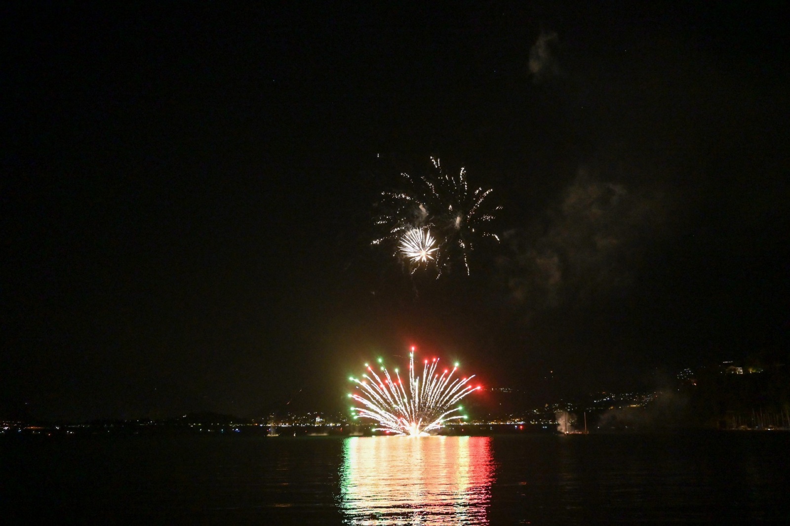 LAVENO MOMBELLO FERRAGOSTO 2022 FUOCHI D’ARTIFICIO