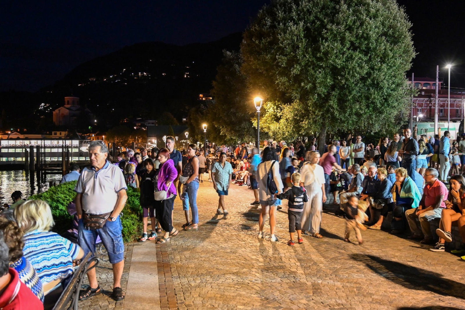 LAVENO MOMBELLO FERRAGOSTO 2022 FUOCHI D’ARTIFICIO