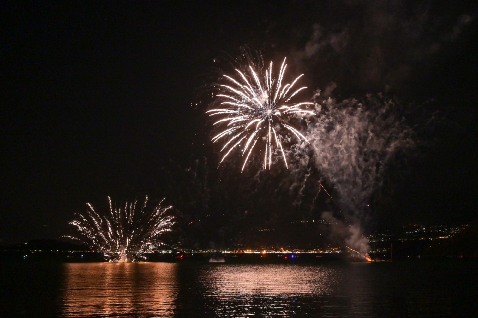 LAVENO MOMBELLO FERRAGOSTO 2022 FUOCHI D’ARTIFICIO