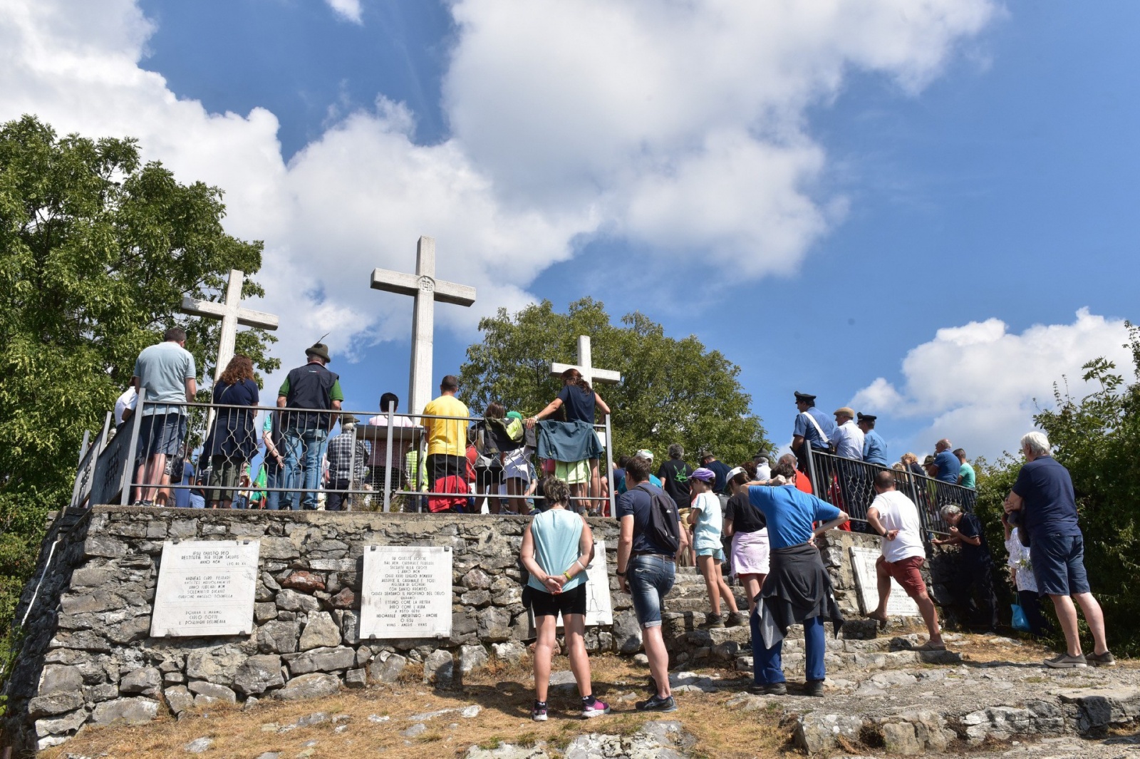 VARESE FESTA DELLA MONTAGNA DEGLI ALPINI 2022 HOTEL CAMPO DEI FIORI