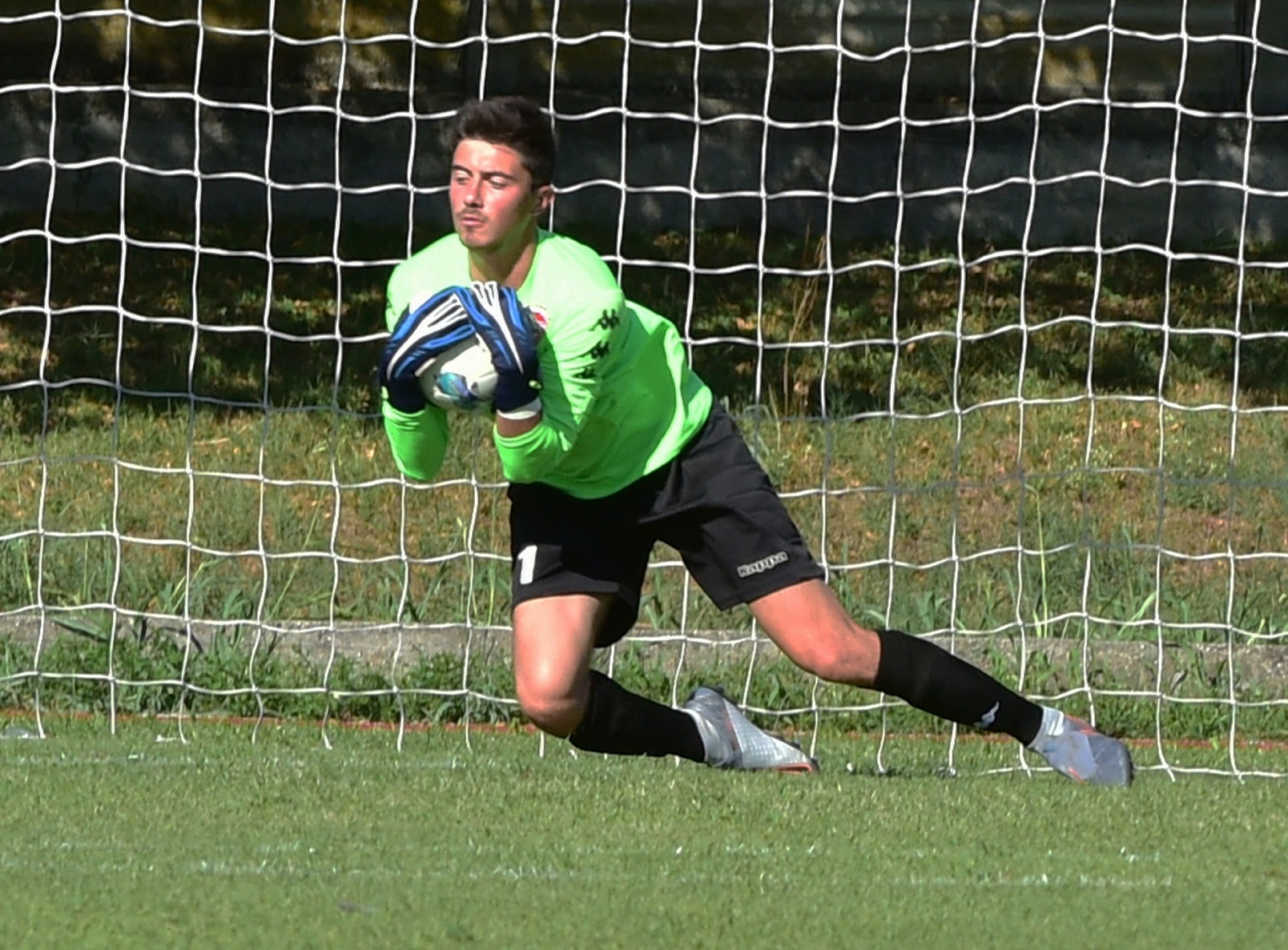 CARATE BRIANZA CITTA’ DI VARESE FOLGORE CARATESE NELLA FOTO PRIORI