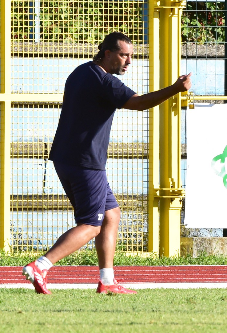 CARATE BRIANZA CITTA’ DI VARESE FOLGORE CARATESE NELLA FOTO PORRO