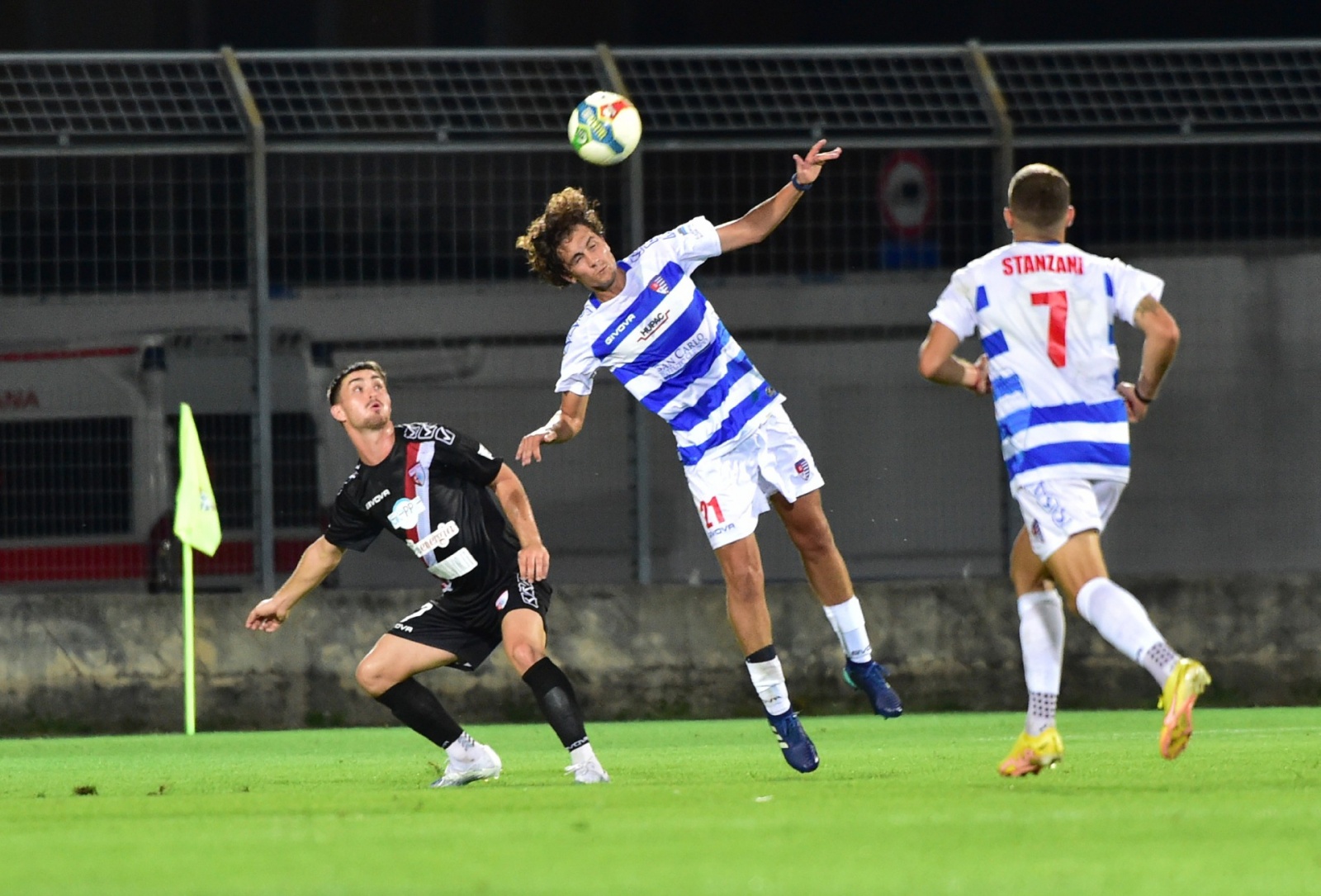 BUSTO ARSIZIO PRO PATRIA MANTOVA CALCIO NELLA FOTO PEROTTI