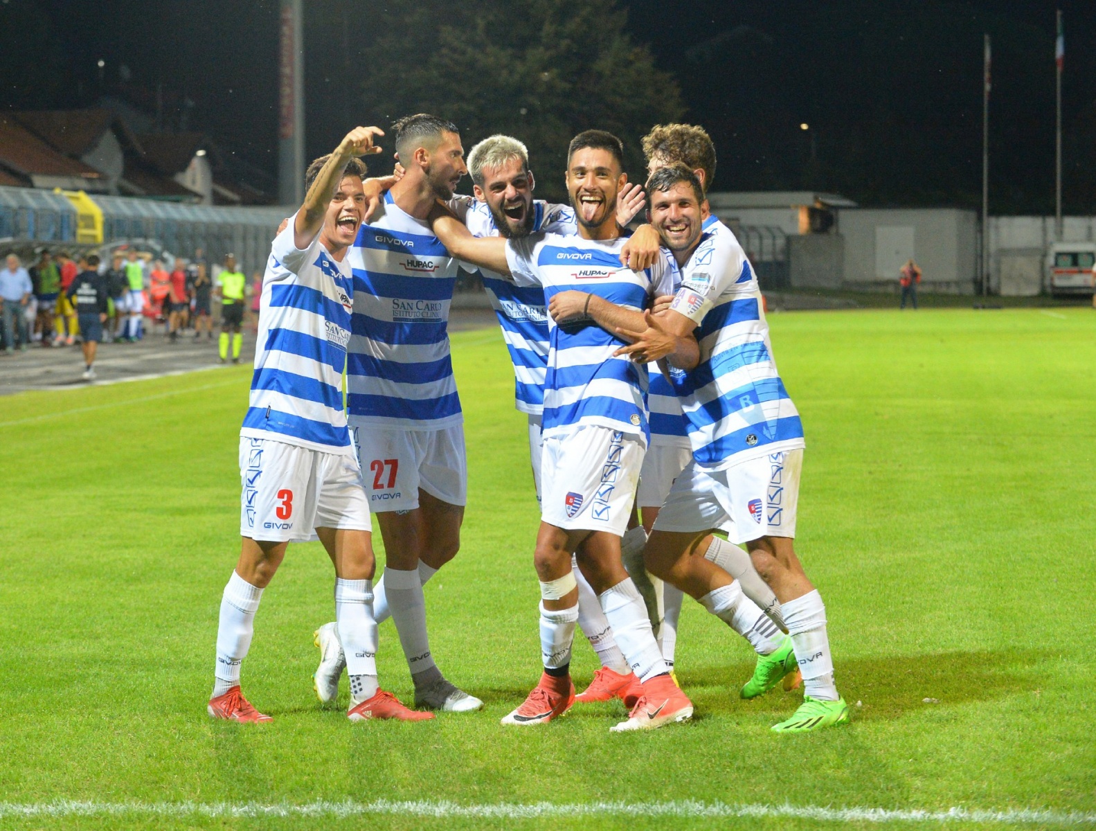 BUSTO ARSIZIO PRO PATRIA MANTOVA CALCIO NELLA FOTO PIU GOL RIGORE