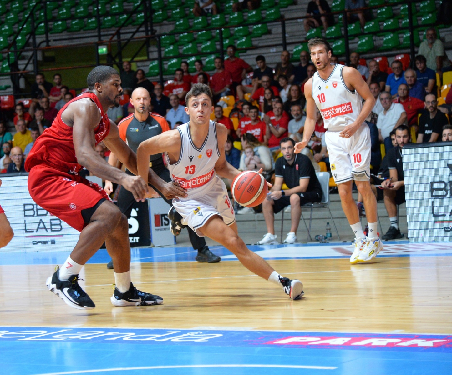 DESIO OPENJOBMETIS VARESE OLIMPIA MILANO NELLA FOTO LIBRIZZI