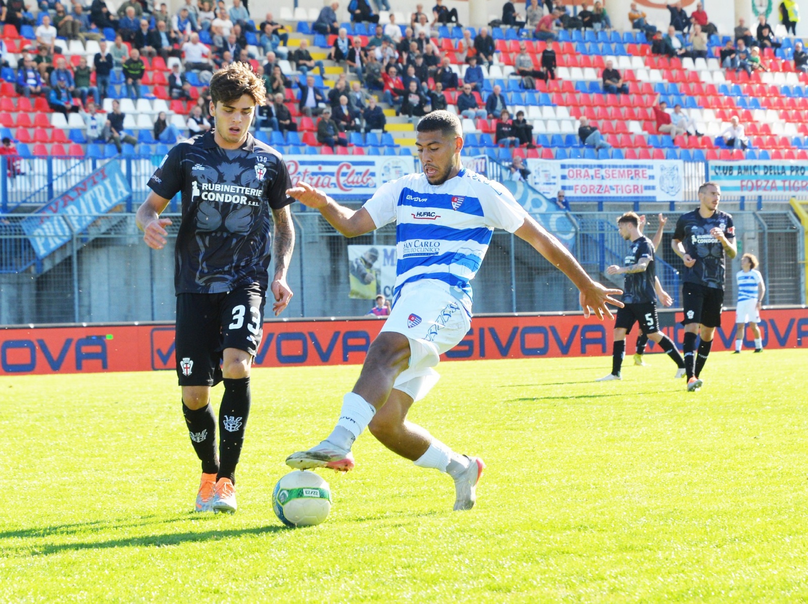 BUSTO ARSIZIO PRO PATRIA PRO VERCELLI CALCIO NELLA FOTO CHAKIR