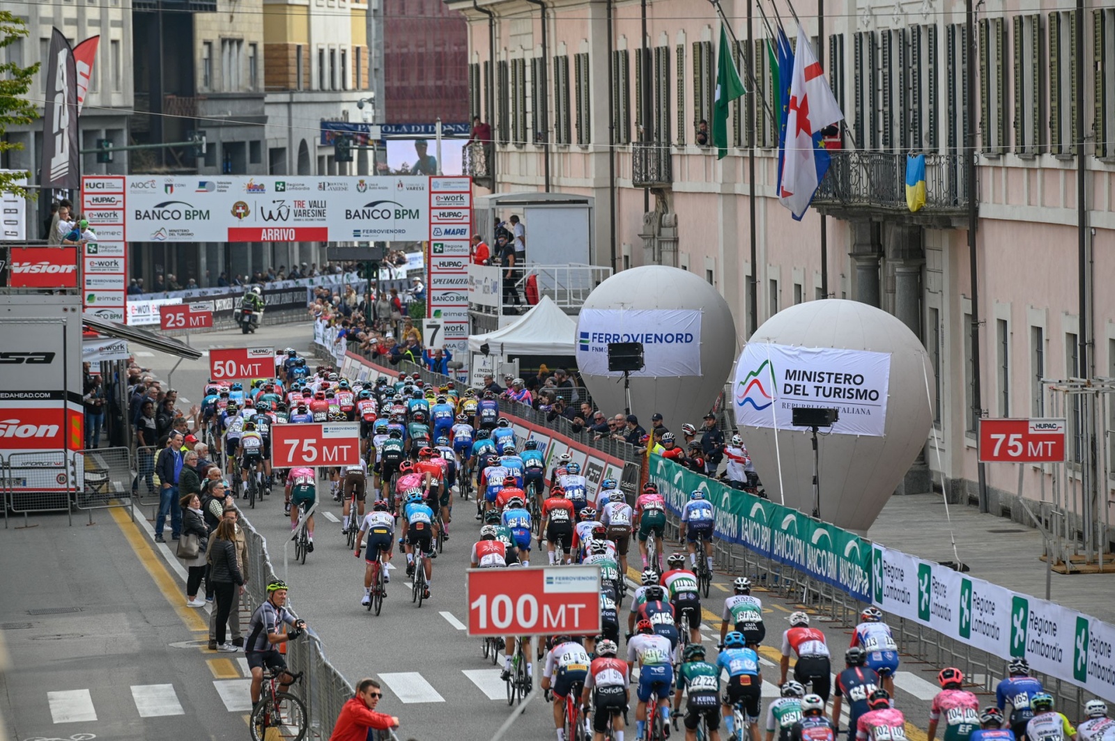 CICLISMO 101ESIMA EDIZIONE TRA VALLI VARESINE 2022